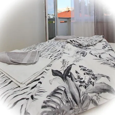 In Mit Eigenem Balkon - B59645 Baska (Krk)